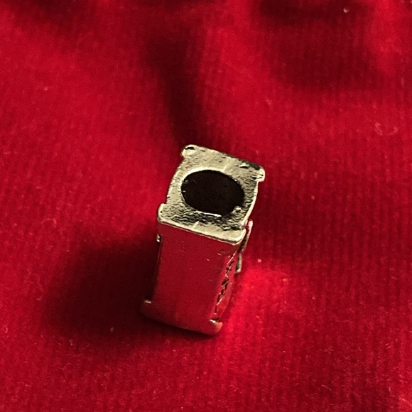 ๐งณ NWOT - I โค๏ธ To Travel Suitcase - Silvertone Slider Charm ๐งณ - Picture 6 of 6